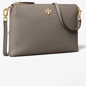TORY BURCH MERCER PEBBLED ZIP CROSSBODY